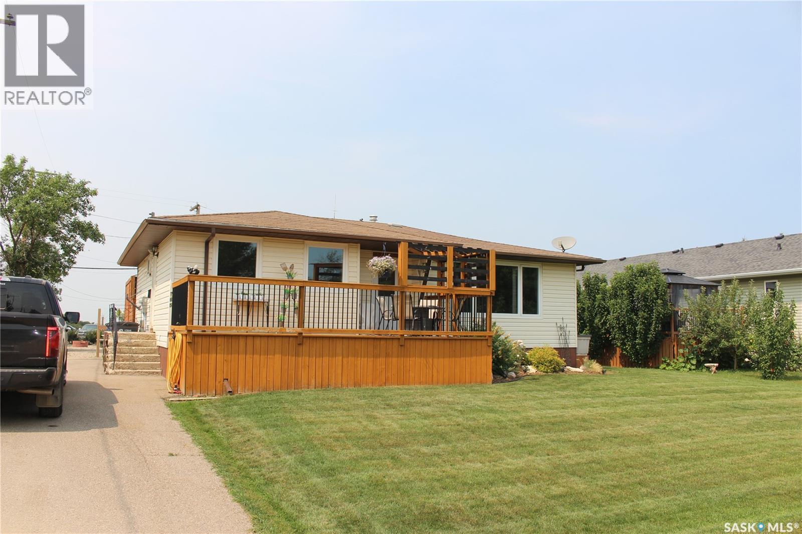 265 Saskatchewan Street, Central Butte, Saskatchewan  S0H 0T0 - Photo 4 - SK043595