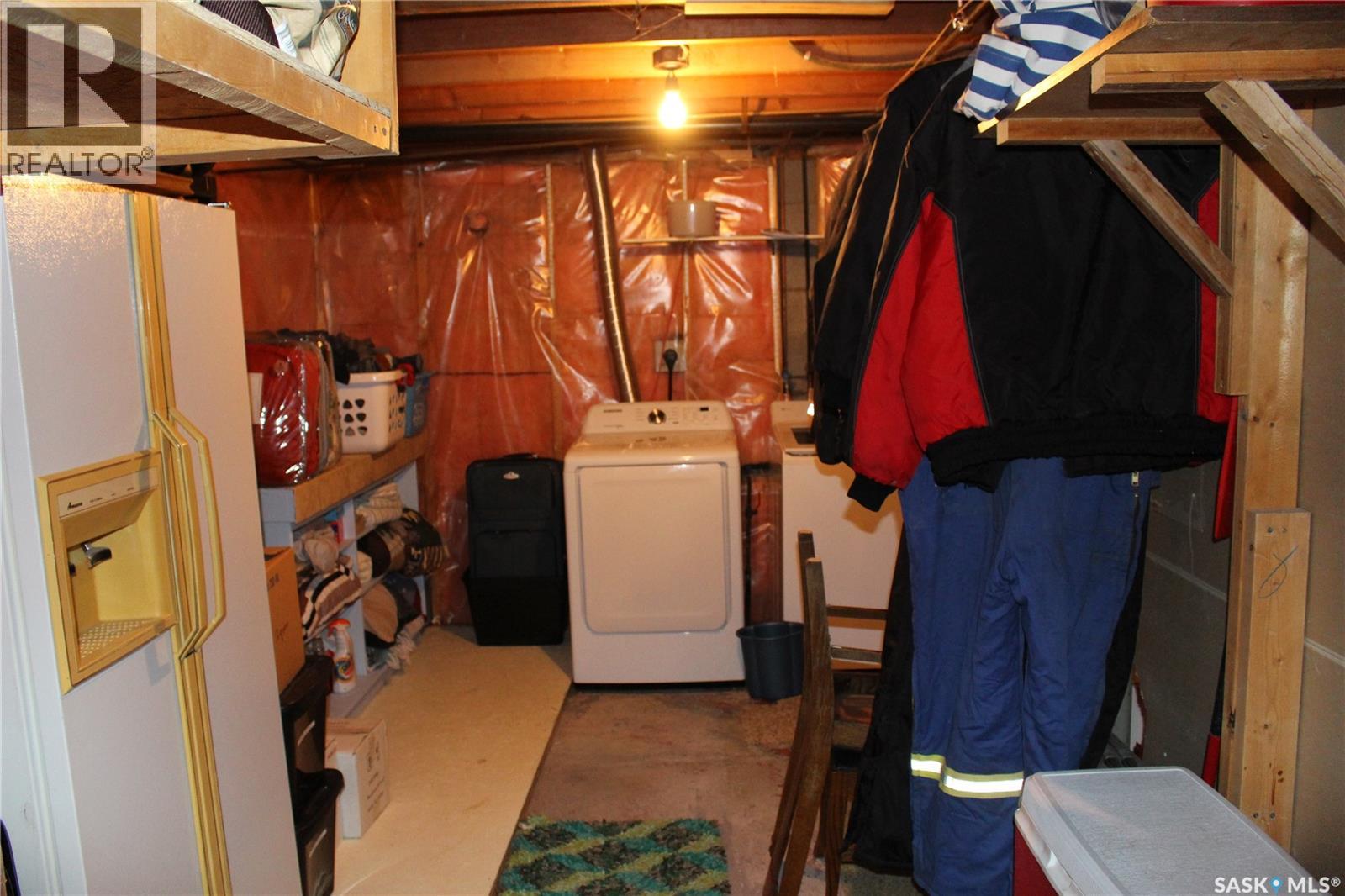 265 Saskatchewan Street, Central Butte, Saskatchewan  S0H 0T0 - Photo 40 - SK043595