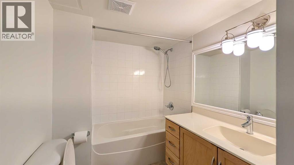 277, 86 Glamis Green SW, Calgary, Alberta  T3E 6V1 - Photo 14 - A2329773