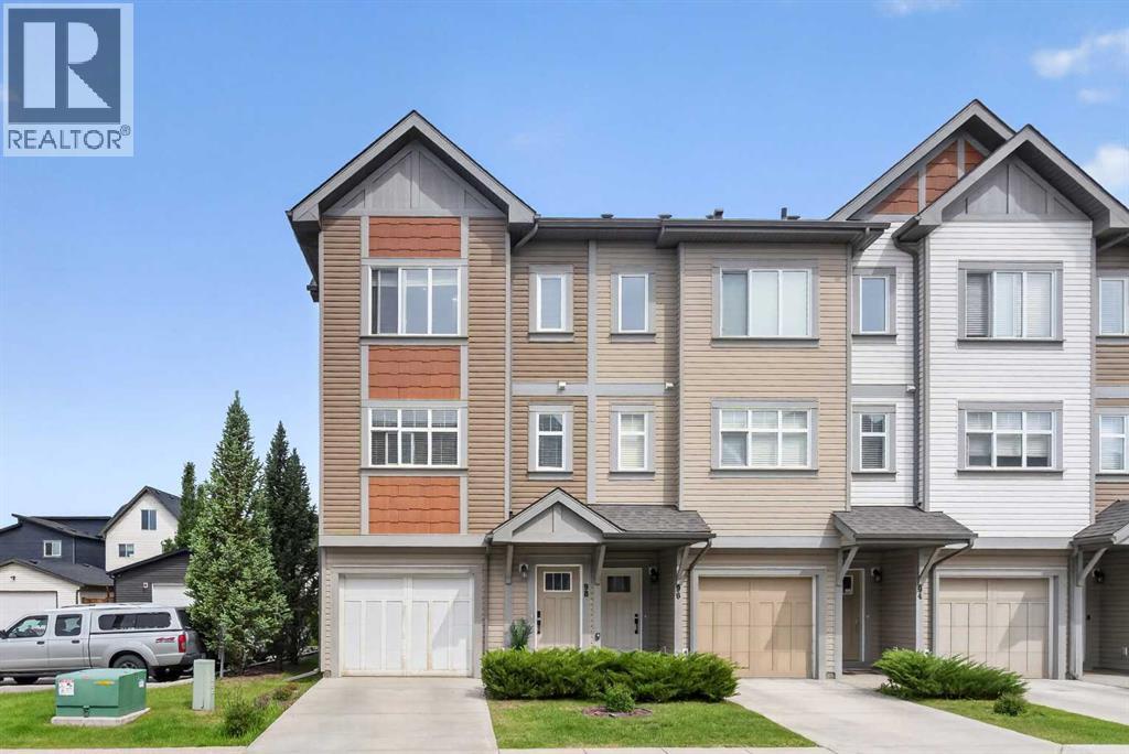 98 Copperstone Common SE, Calgary, Alberta T2Z 5E4 - Photo 2 - A2321352