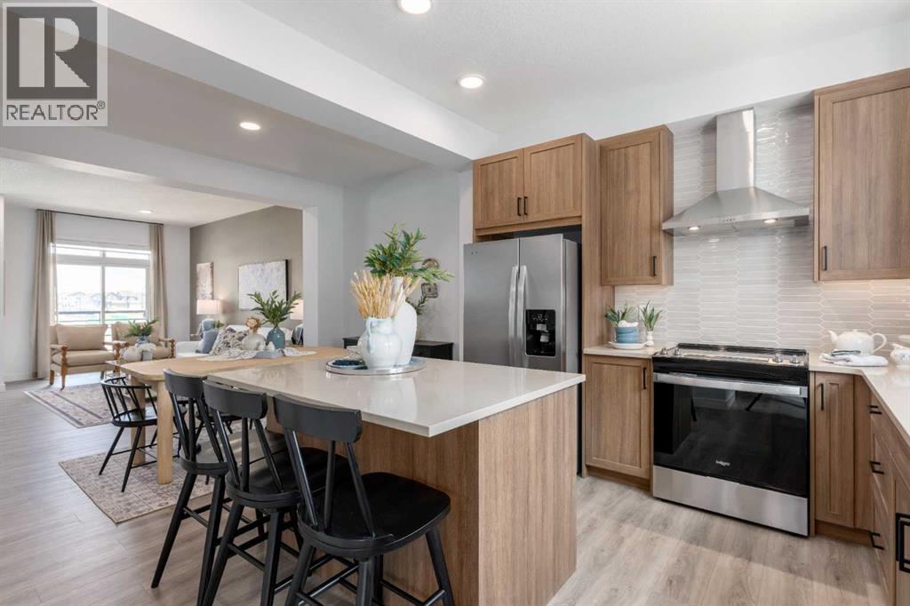 86 Heirloom Passage SE, Calgary, Alberta  T3S 1H2 - Photo 4 - A2328884