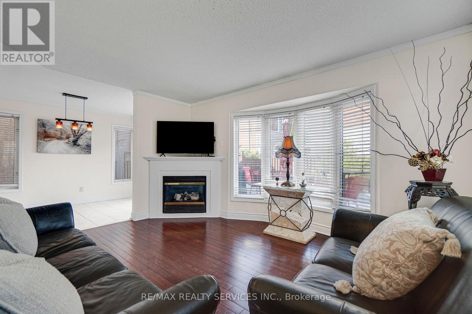 7419 Black Walnut Trail, Mississauga, Ontario  L5N 8A4 - Photo 15 - W13664930