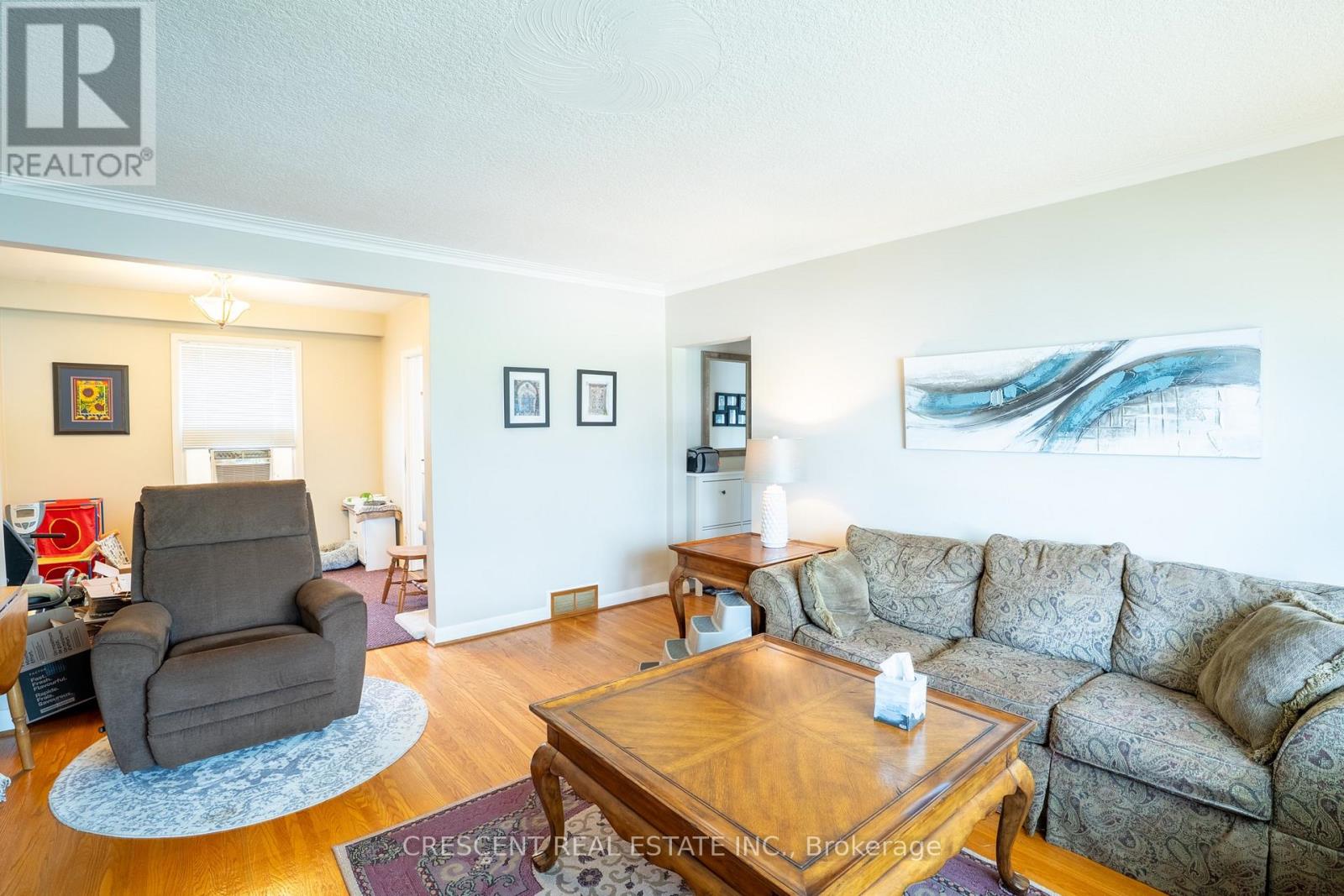 Upper - 35 Laburnham Avenue, Toronto (Long Branch), Ontario  M8W 1S6 - Photo 3 - W13664946