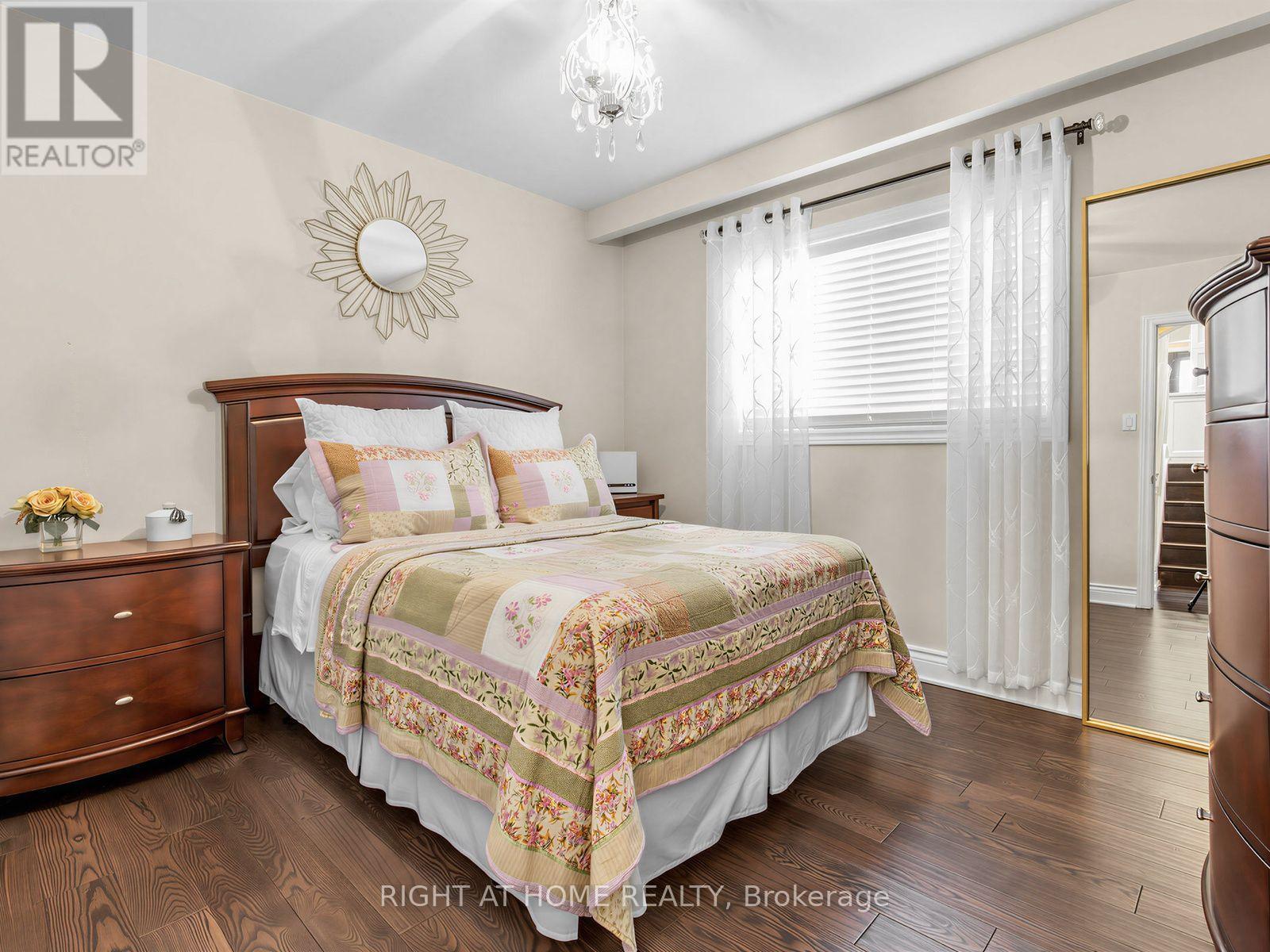 2 Grenadine Court, Toronto, Ontario  M9L 2H6 - Photo 19 - W13664966