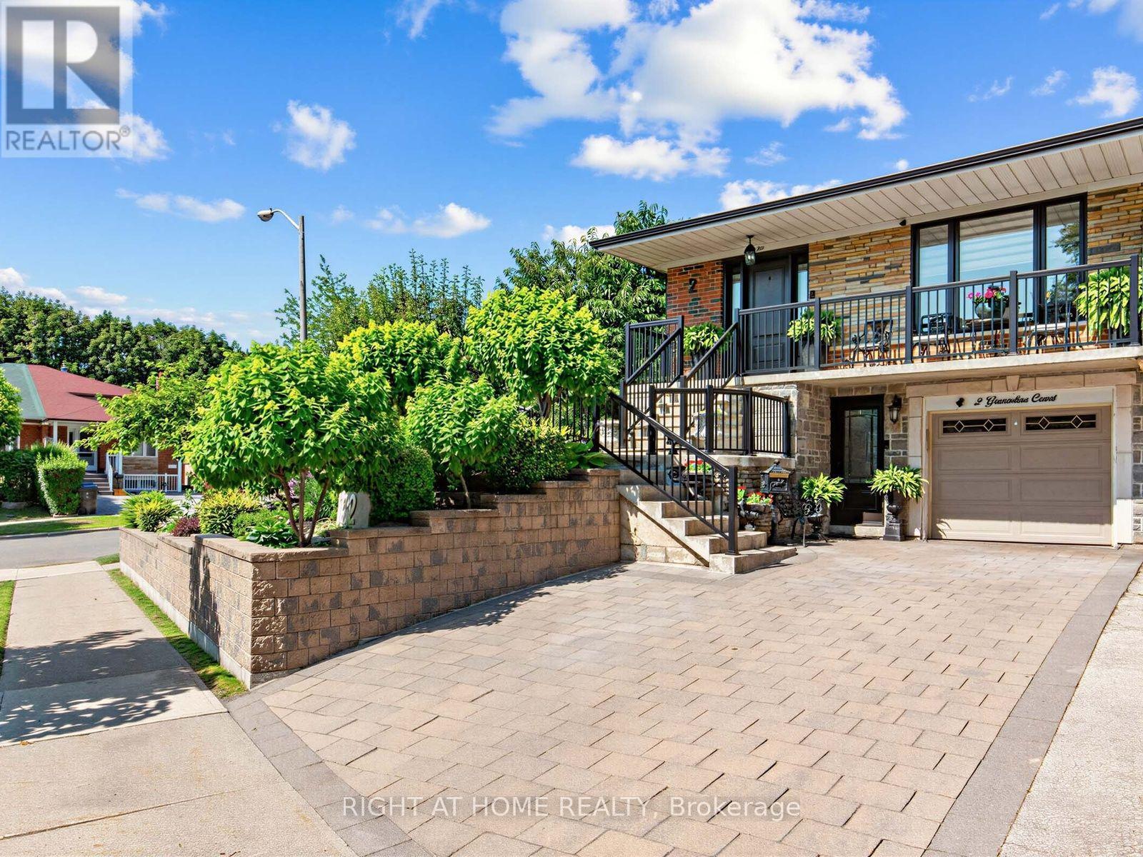 2 Grenadine Court, Toronto, Ontario  M9L 2H6 - Photo 2 - W13664966