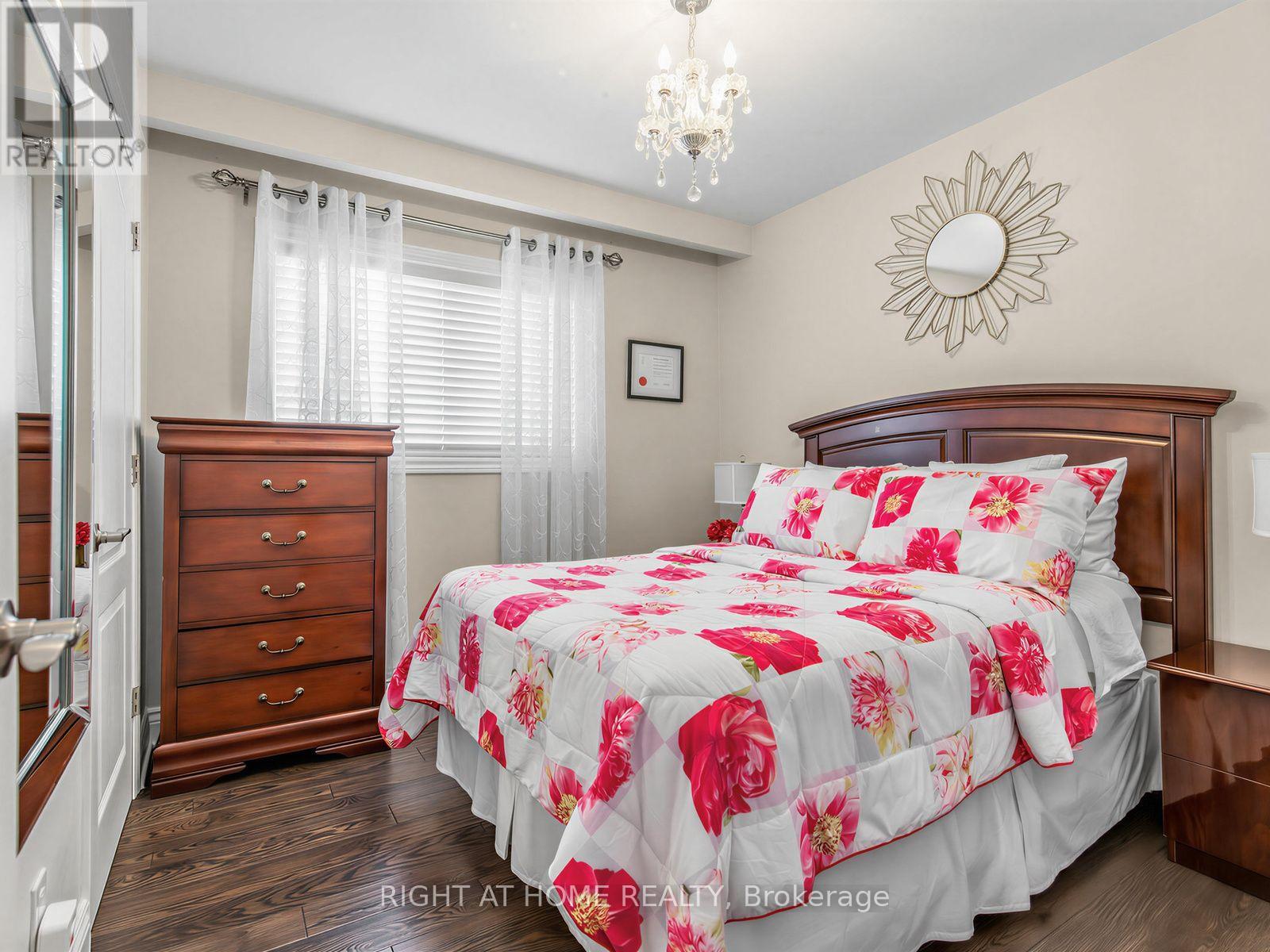 2 Grenadine Court, Toronto, Ontario  M9L 2H6 - Photo 21 - W13664966