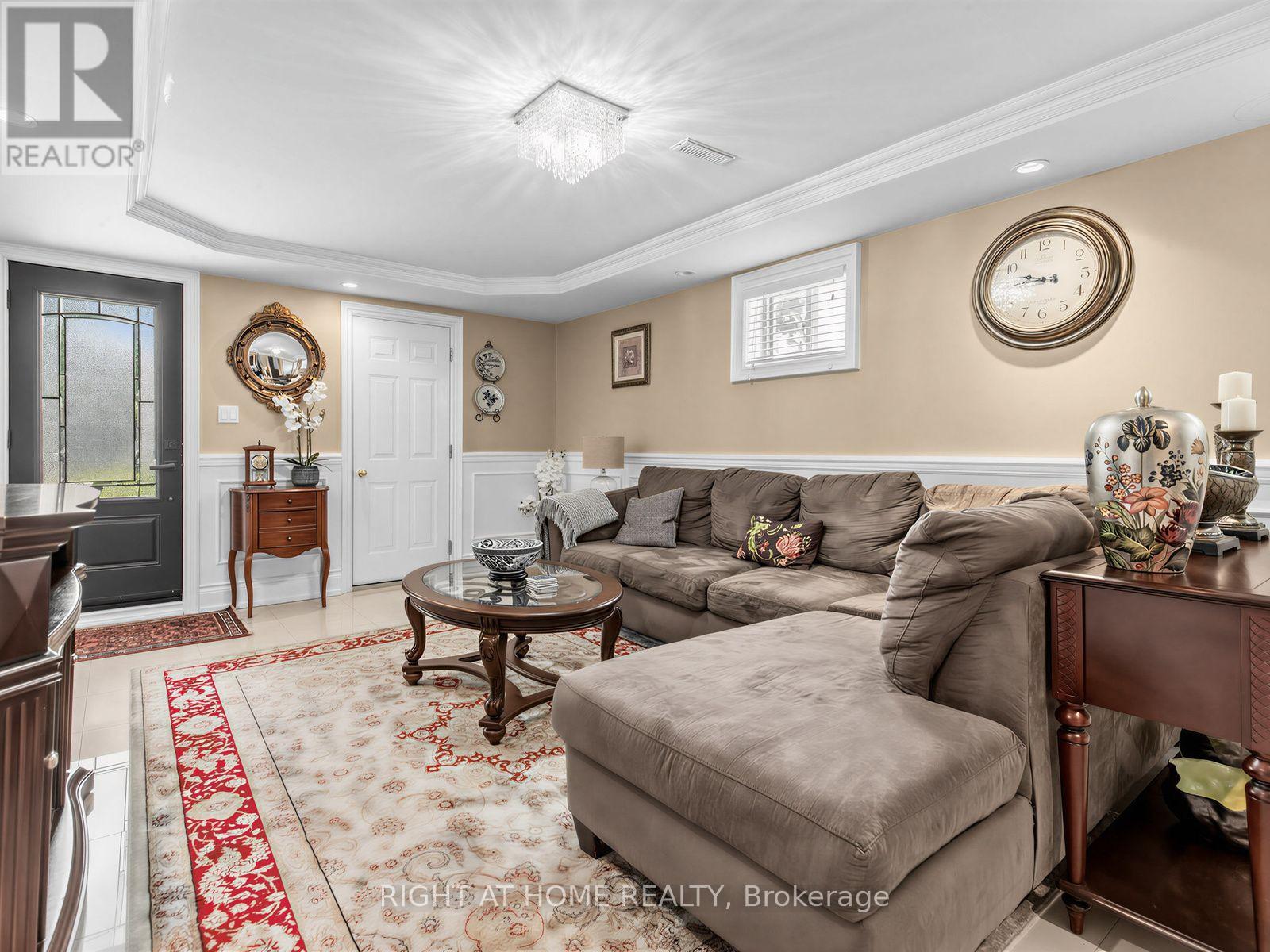 2 Grenadine Court, Toronto, Ontario  M9L 2H6 - Photo 26 - W13664966