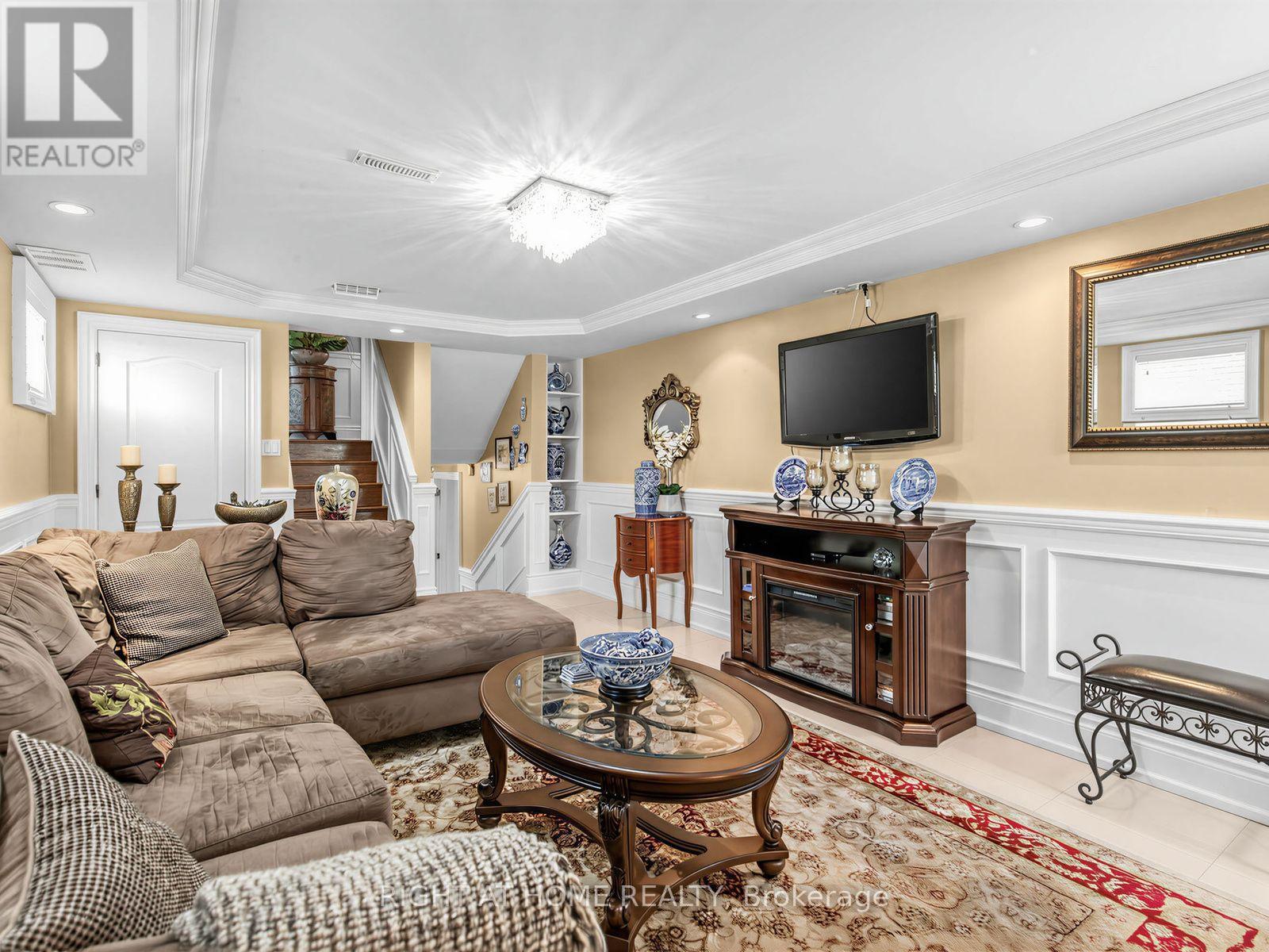 2 Grenadine Court, Toronto, Ontario  M9L 2H6 - Photo 29 - W13664966