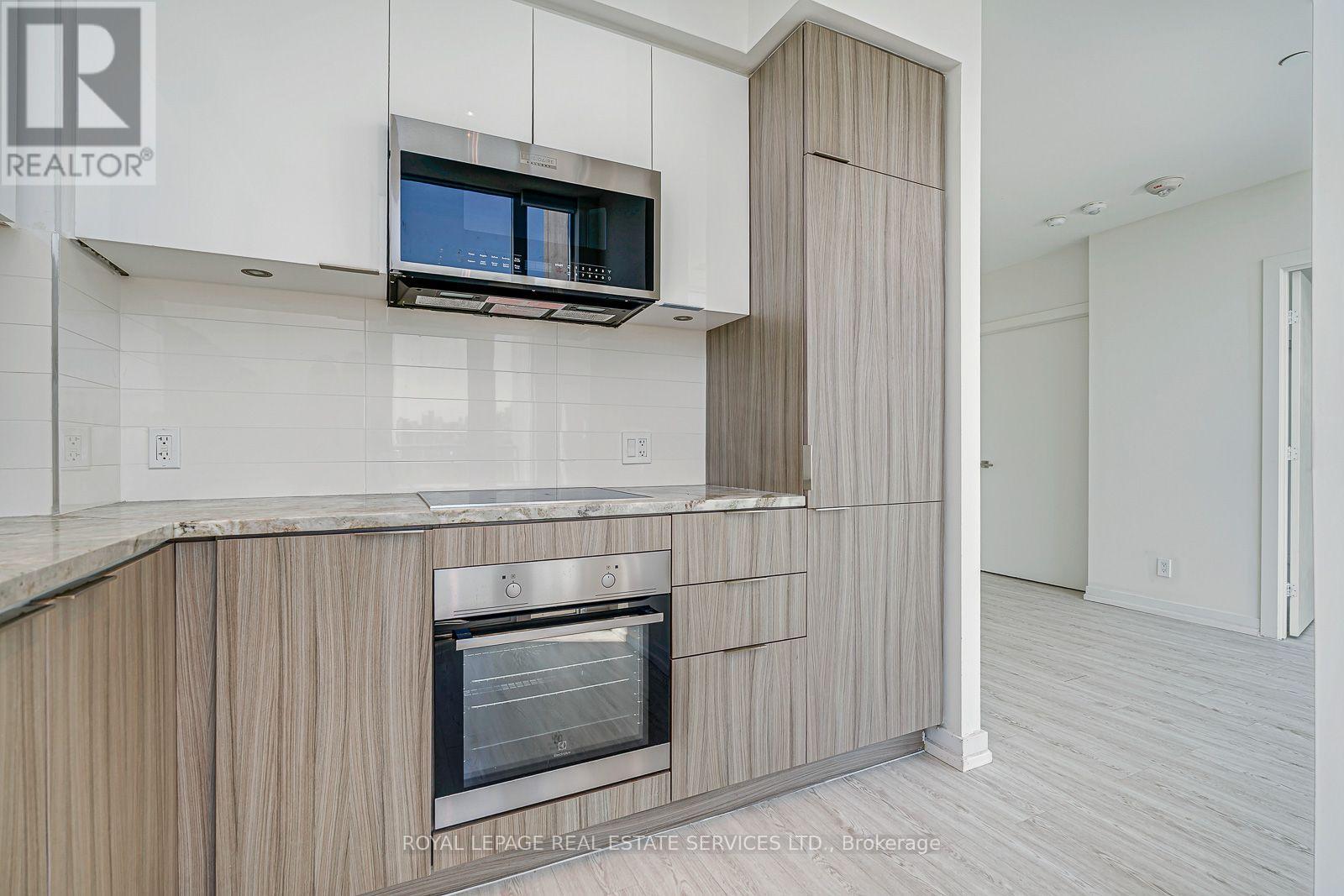 1110 - 223 St Clair Avenue W, Toronto, Ontario  M4V 1R3 - Photo 11 - C13494910