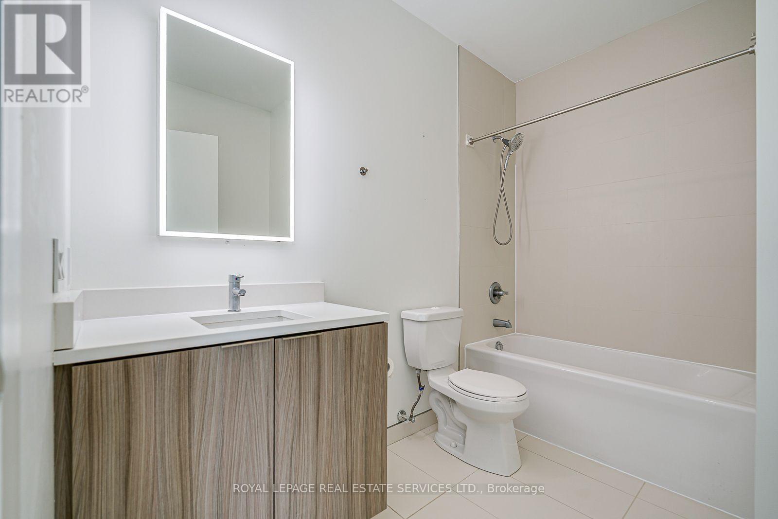 1110 - 223 St Clair Avenue W, Toronto, Ontario  M4V 1R3 - Photo 15 - C13494910