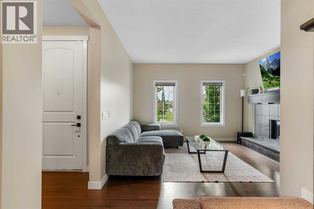 360 Marquis Heights Se, Calgary, Alberta  T3M 2A7 - Photo 6 - A2336312