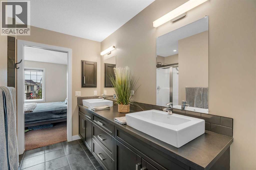 360 Marquis Heights Se, Calgary, Alberta  T3M 2A7 - Photo 34 - A2336312