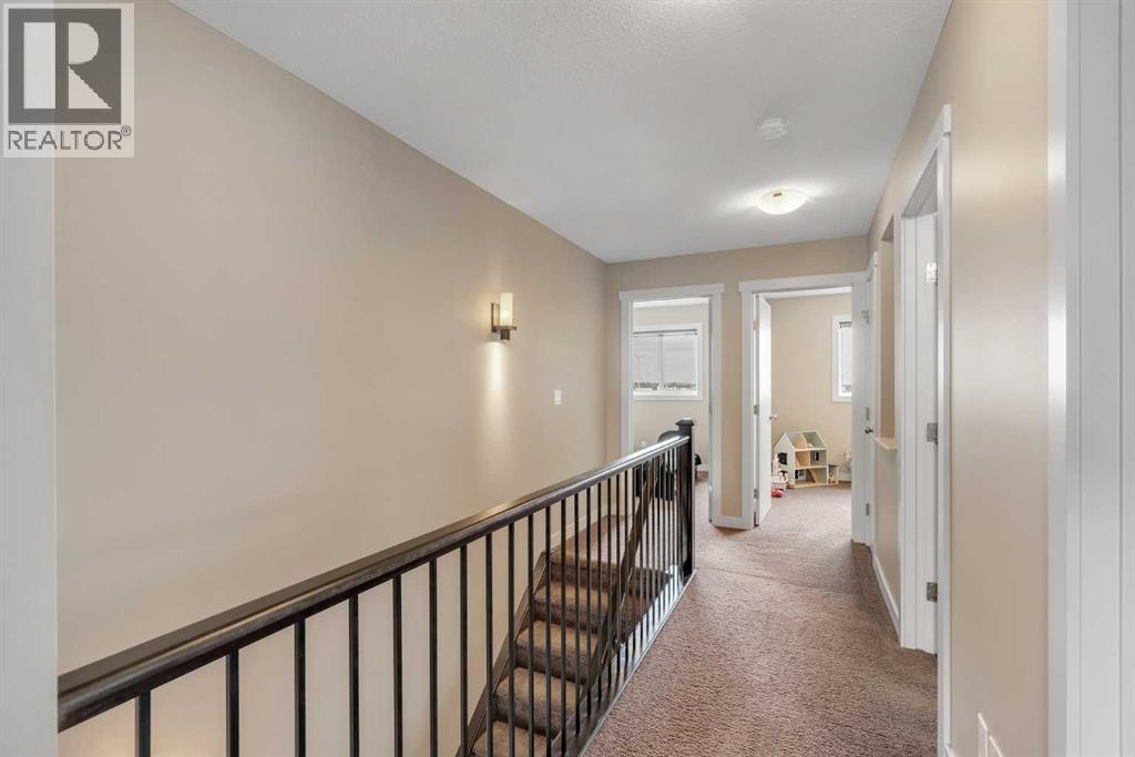 360 Marquis Heights Se, Calgary, Alberta  T3M 2A7 - Photo 37 - A2336312