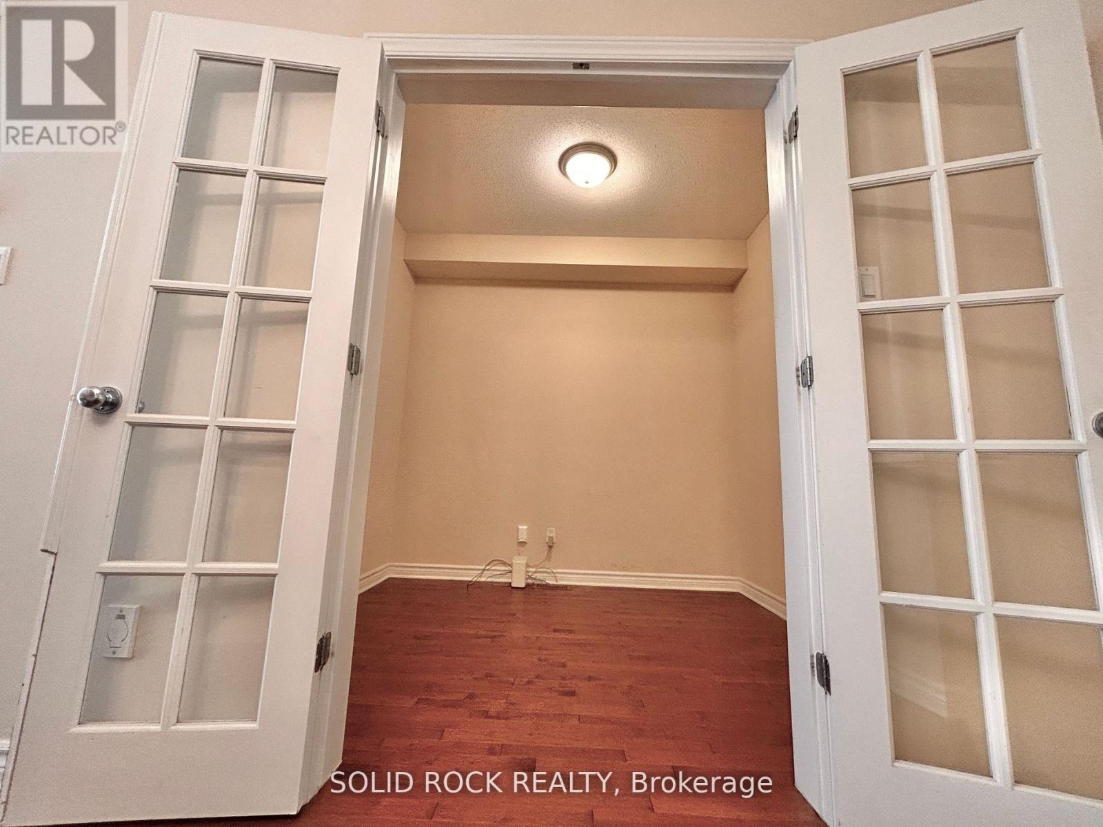 66 Madelon Drive, Ottawa, Ontario  K2J 5C5 - Photo 3 - X13664994
