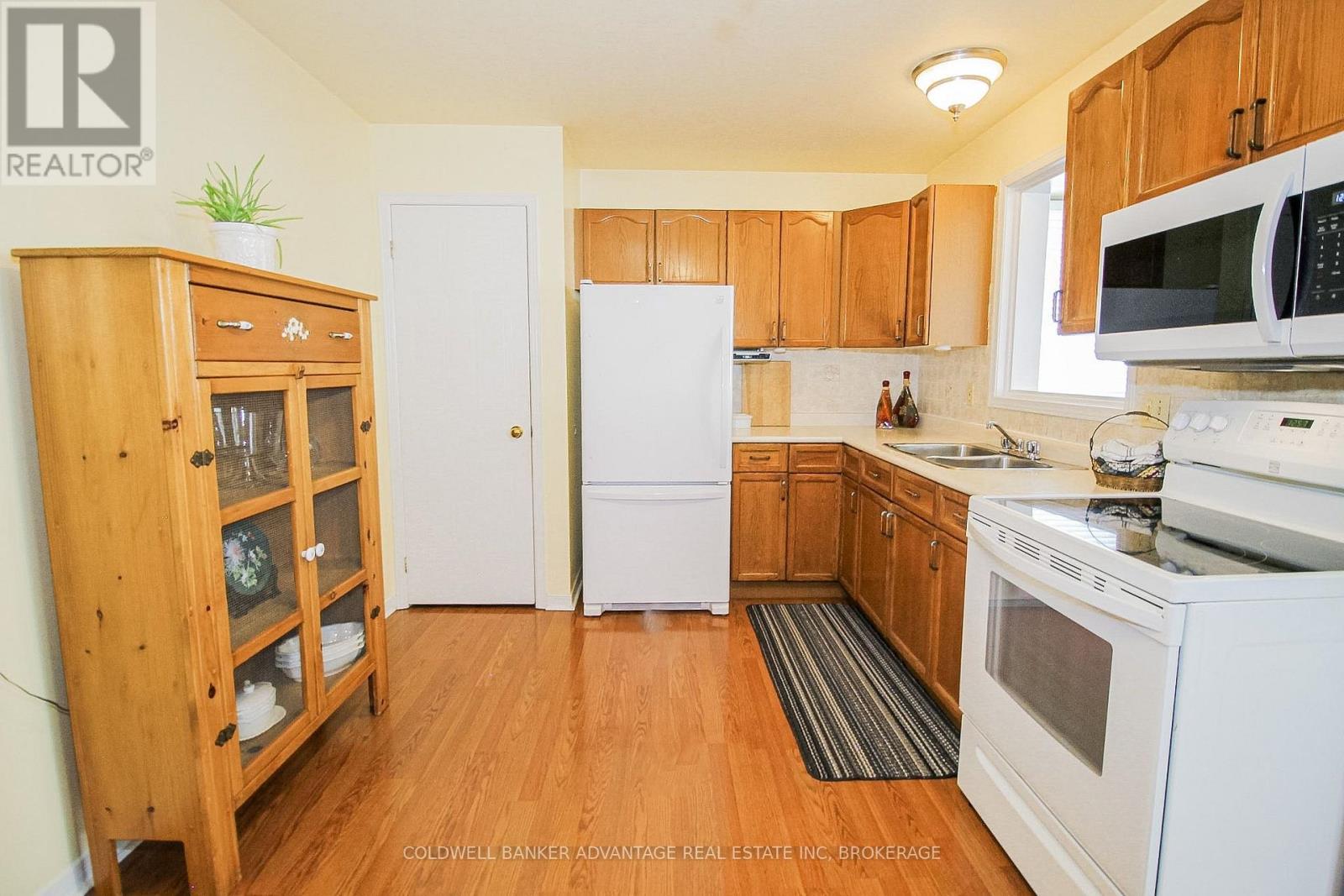 3373 Grove Avenue N, Fort Erie (Ridgeway), Ontario  L0S 1N0 - Photo 11 - X13664982