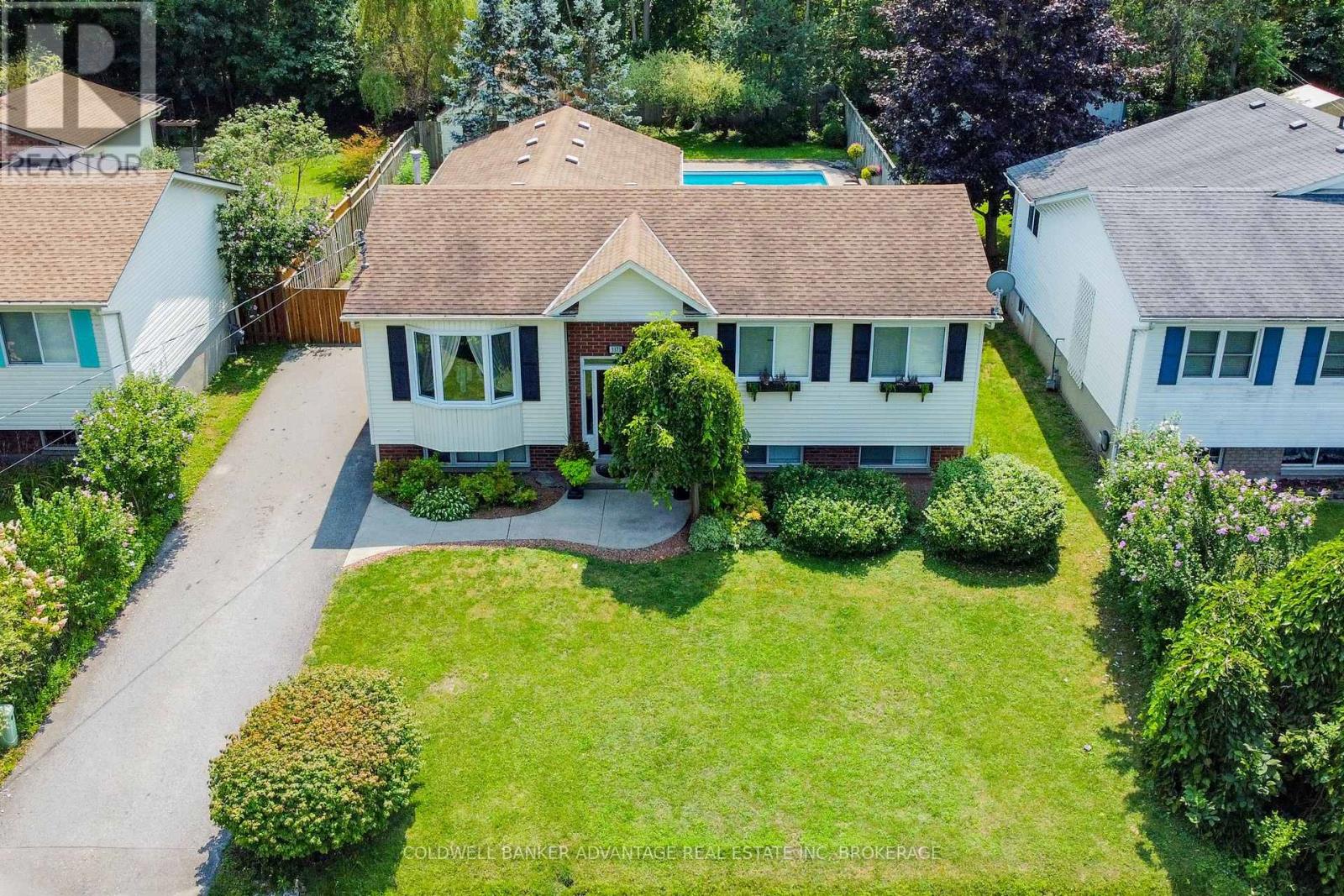 3373 Grove Avenue N, Fort Erie (Ridgeway), Ontario  L0S 1N0 - Photo 3 - X13664982