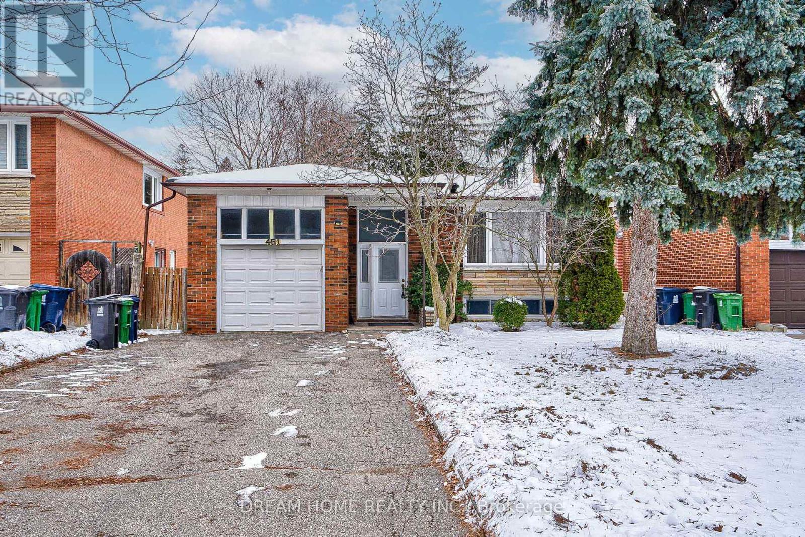 MAIN - 451 KENNETH AVENUE, Toronto, Ontario