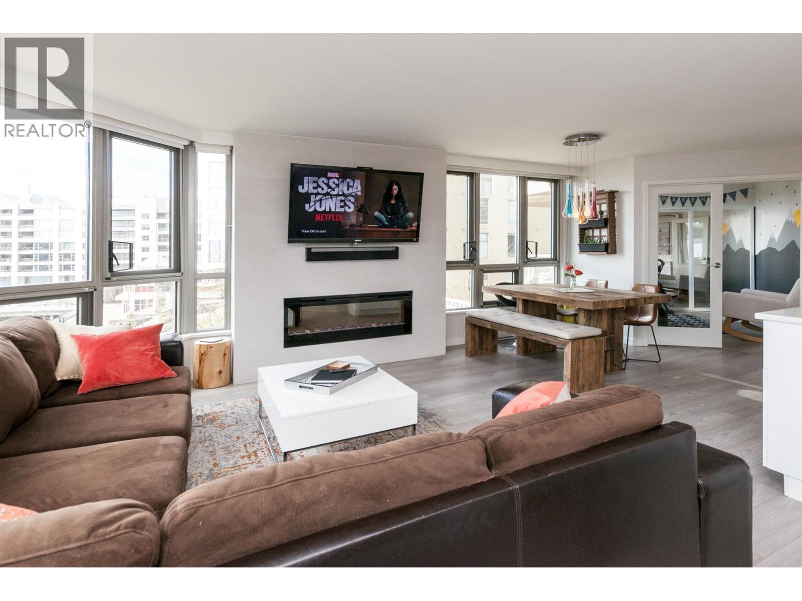 303 1625 Hornby Street, Vancouver, British Columbia  V6Z 2M2 - Photo 1 - R3155020