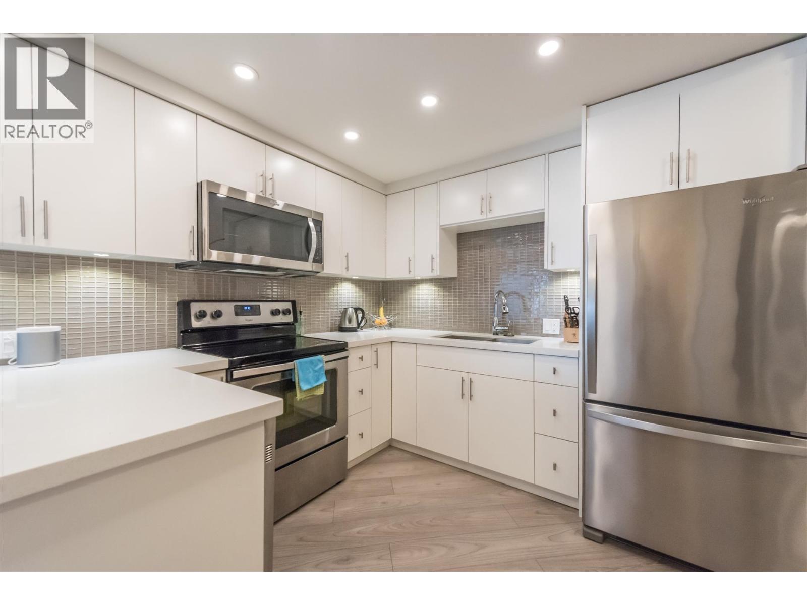 303 1625 Hornby Street, Vancouver, British Columbia  V6Z 2M2 - Photo 10 - R3155020