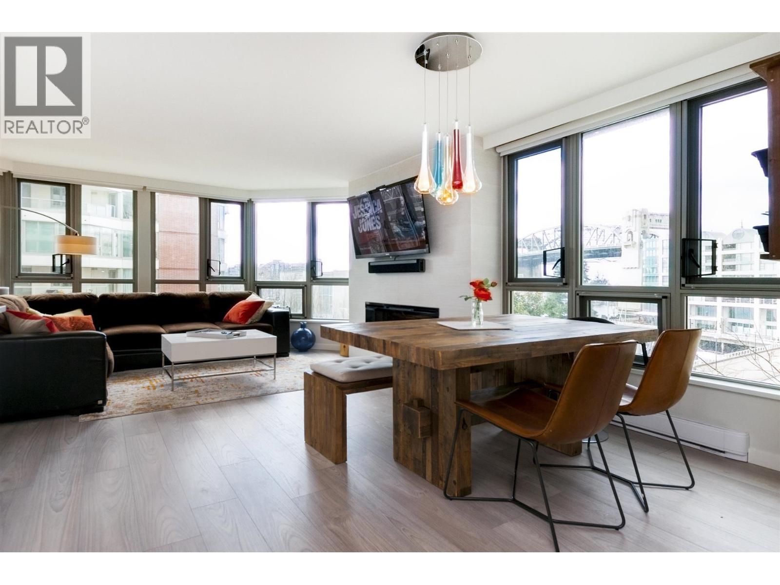 303 1625 Hornby Street, Vancouver, British Columbia  V6Z 2M2 - Photo 2 - R3155020