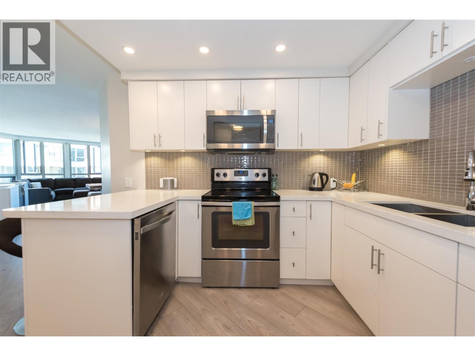 303 1625 Hornby Street, Vancouver, British Columbia  V6Z 2M2 - Photo 9 - R3155020