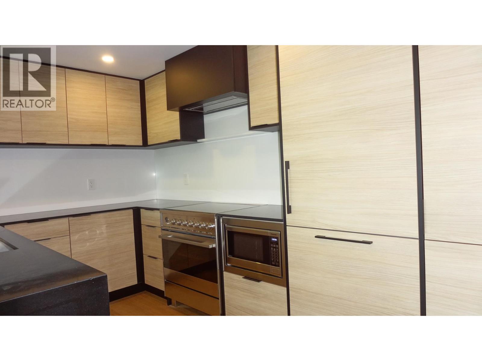 500 6485 Manitoba Street, Vancouver, British Columbia  V5Y 0P7 - Photo 4 - R3155037