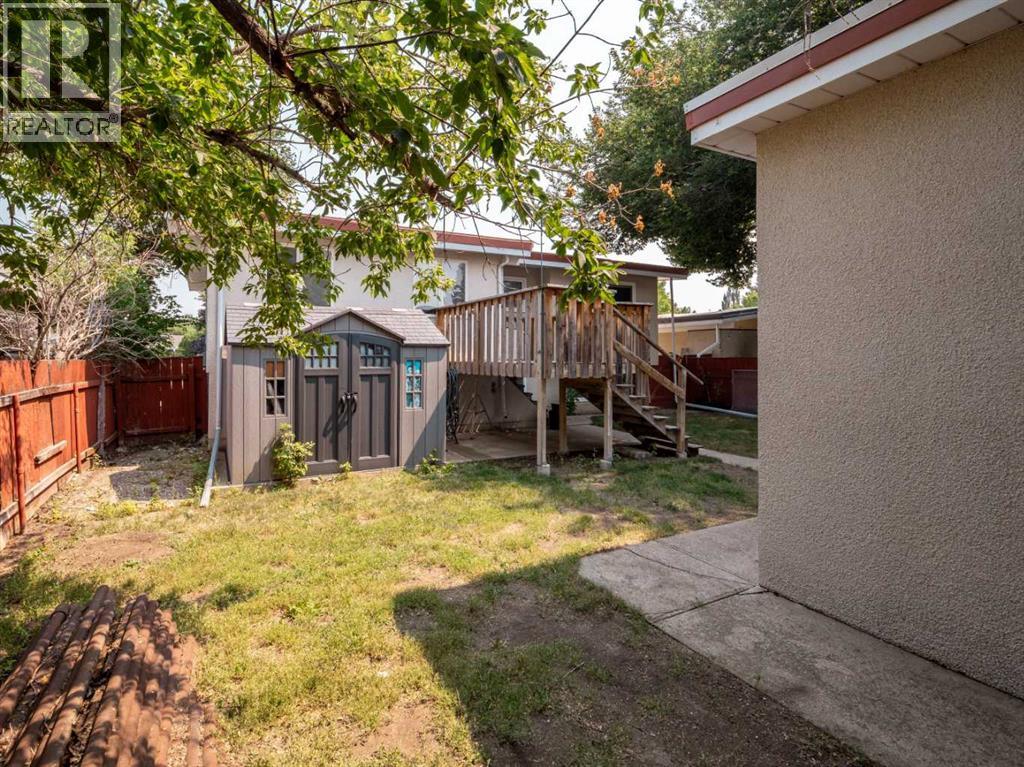 1114 Great Lakes Road S, Lethbridge, Alberta  T1K 3N6 - Photo 33 - A2333712