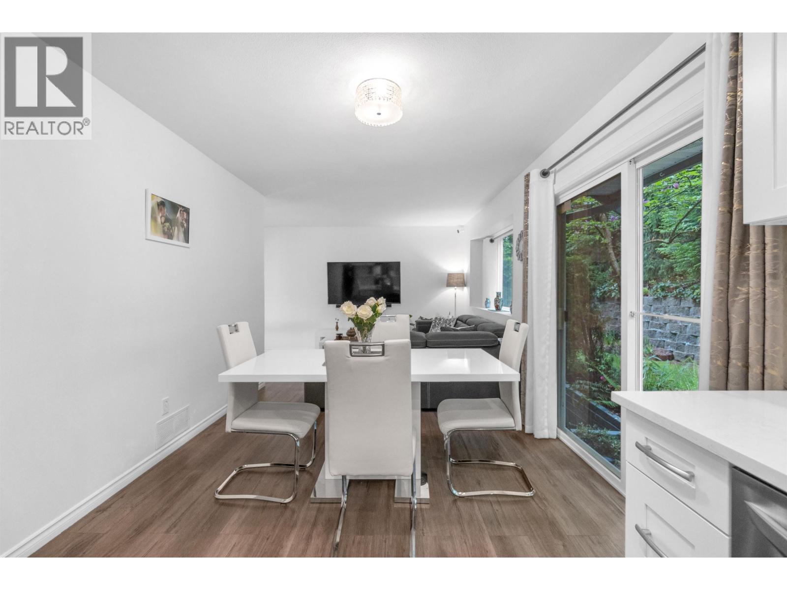 5 2382 Parkway Boulevard, Coquitlam, British Columbia  V3E 3M4 - Photo 9 - R3143919