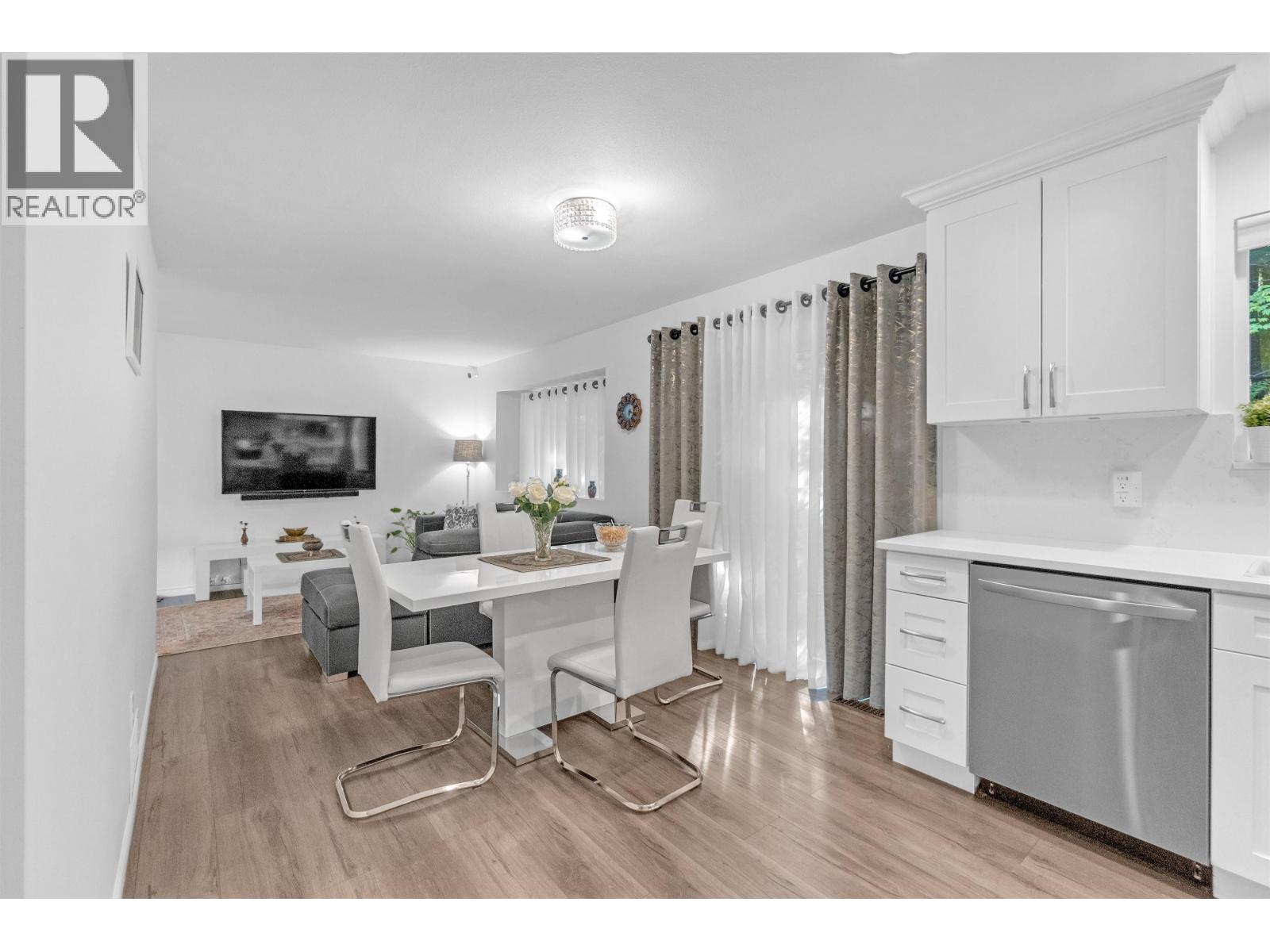 5 2382 Parkway Boulevard, Coquitlam, British Columbia  V3E 3M4 - Photo 8 - R3143919