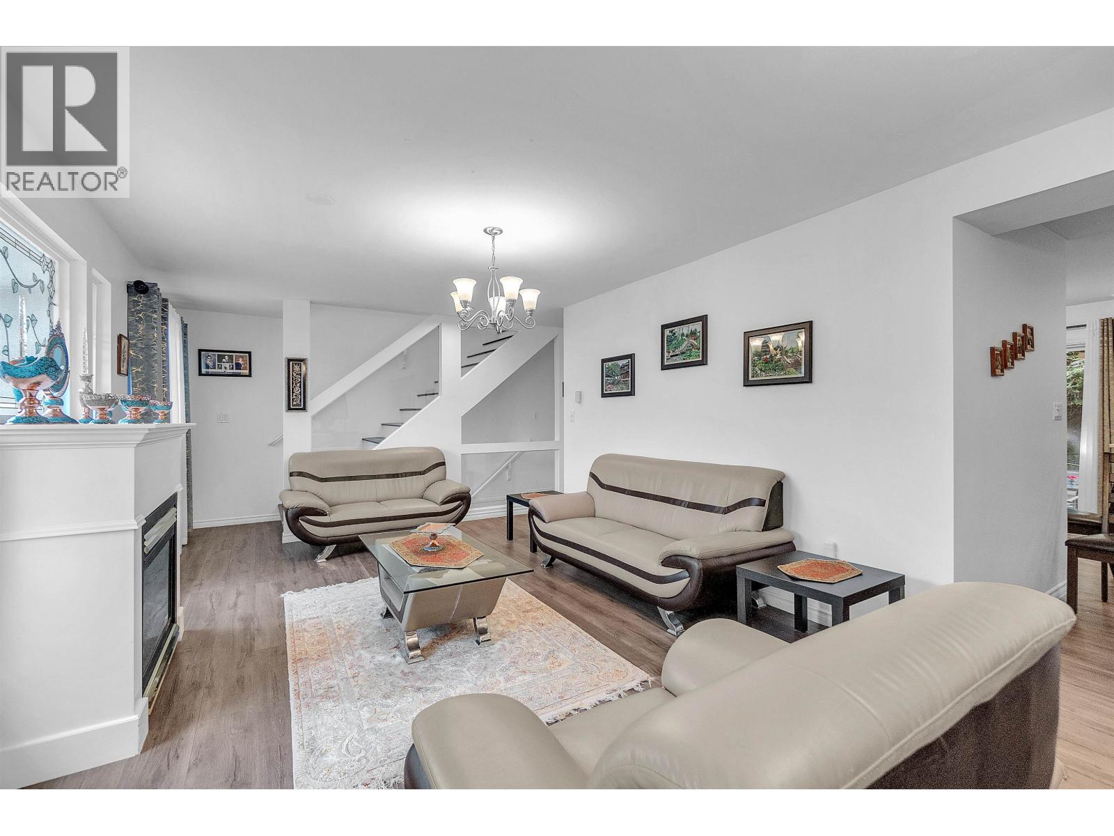 5 2382 Parkway Boulevard, Coquitlam, British Columbia  V3E 3M4 - Photo 2 - R3143919