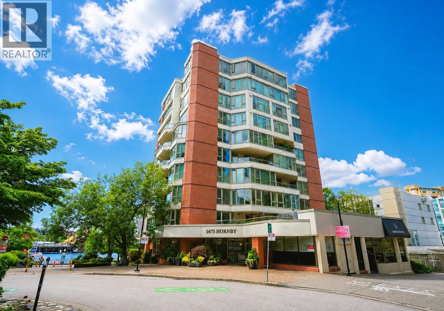 304 1675 HORNBY STREET, Vancouver, British Columbia