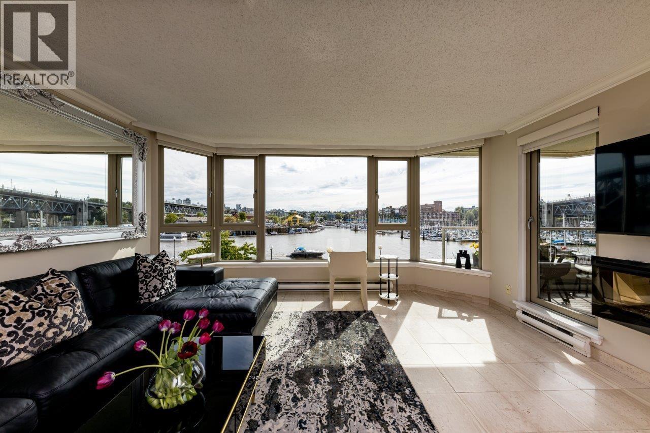 304 1675 Hornby Street, Vancouver, British Columbia  V6Z 2M3 - Photo 7 - R3154355