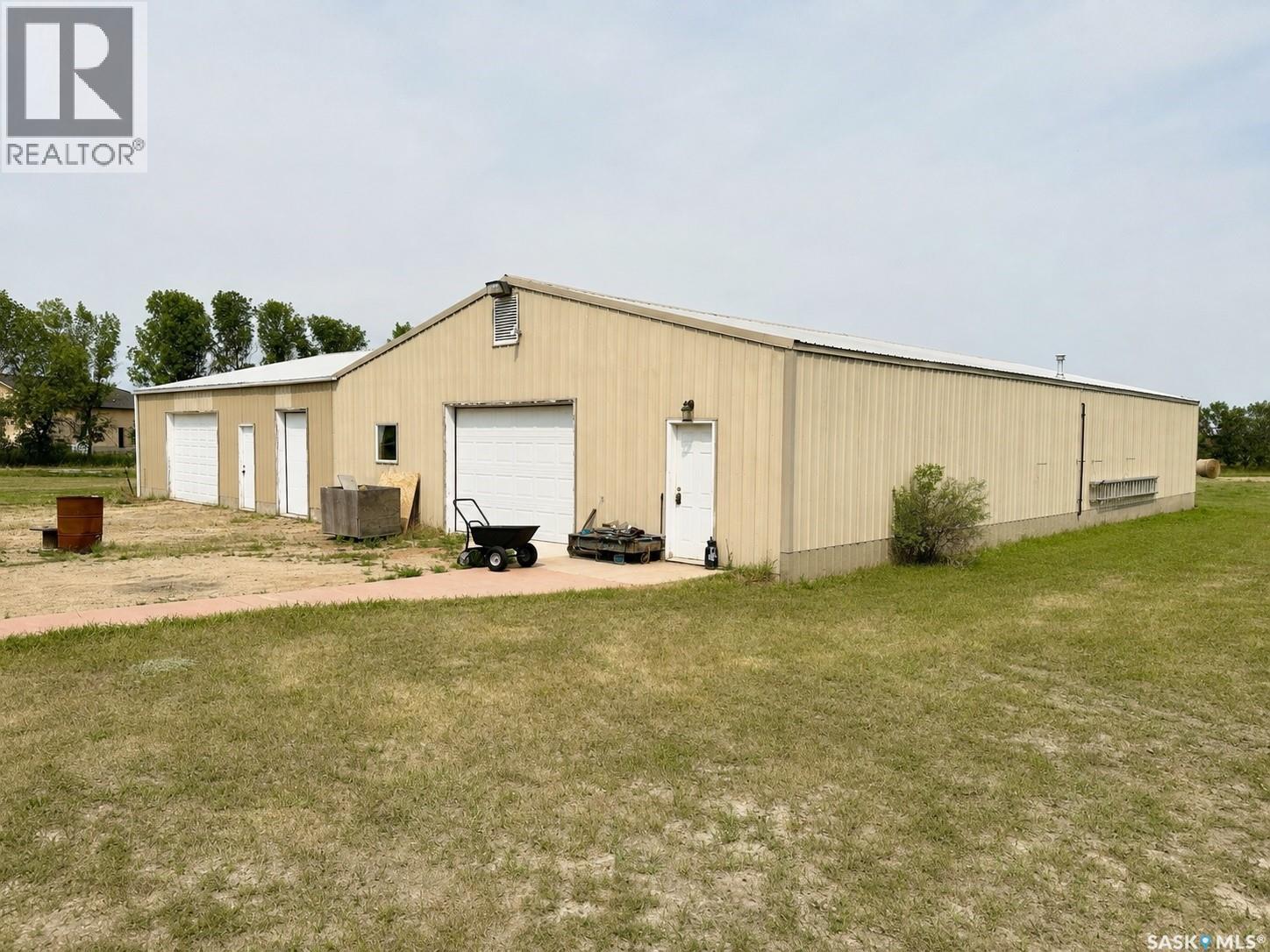 Mcdonald Acreage, Weyburn Rm No. 67, Saskatchewan  S4H 0A0 - Photo 38 - SK045215