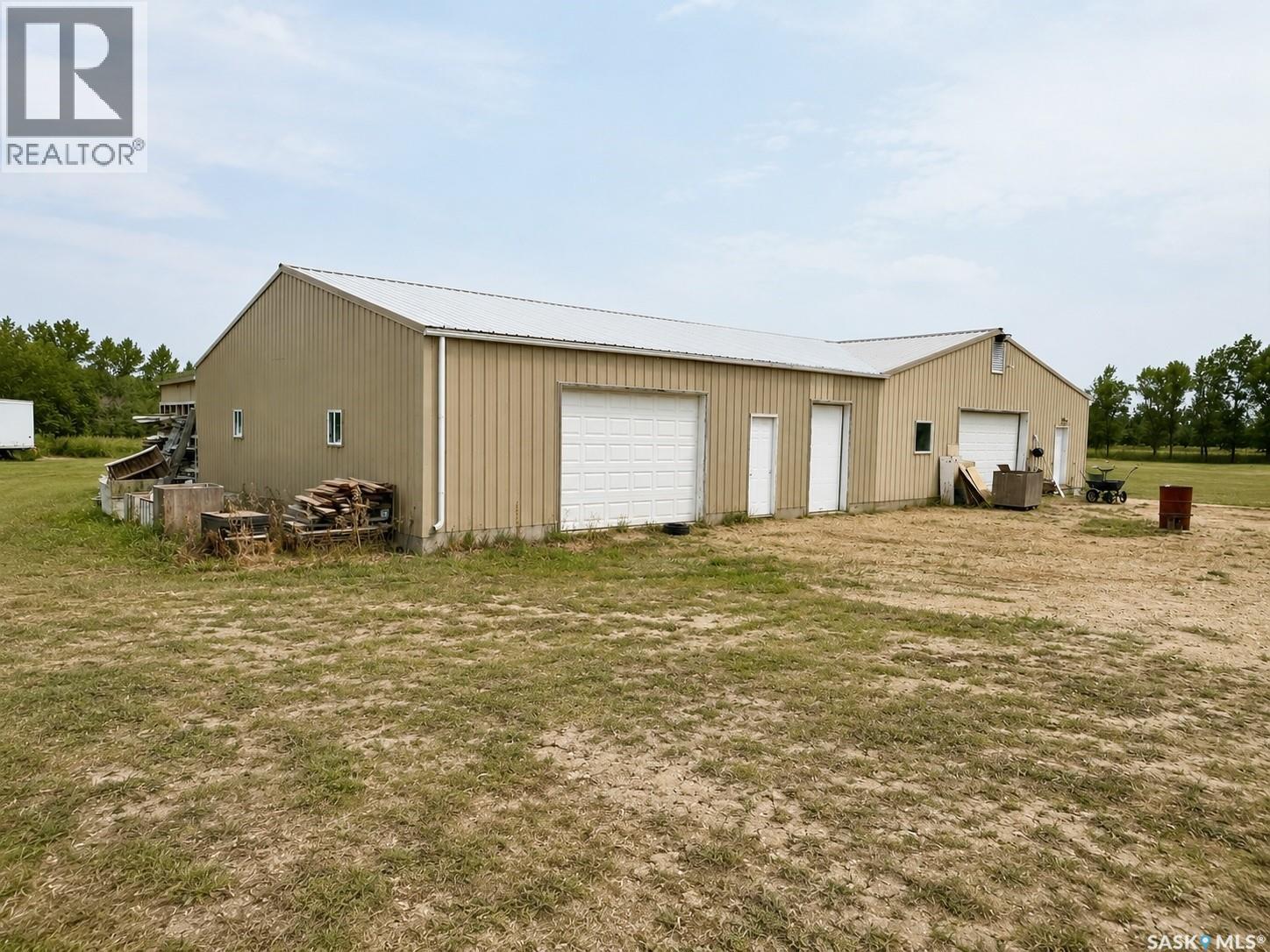 Mcdonald Acreage, Weyburn Rm No. 67, Saskatchewan  S4H 0A0 - Photo 37 - SK045215