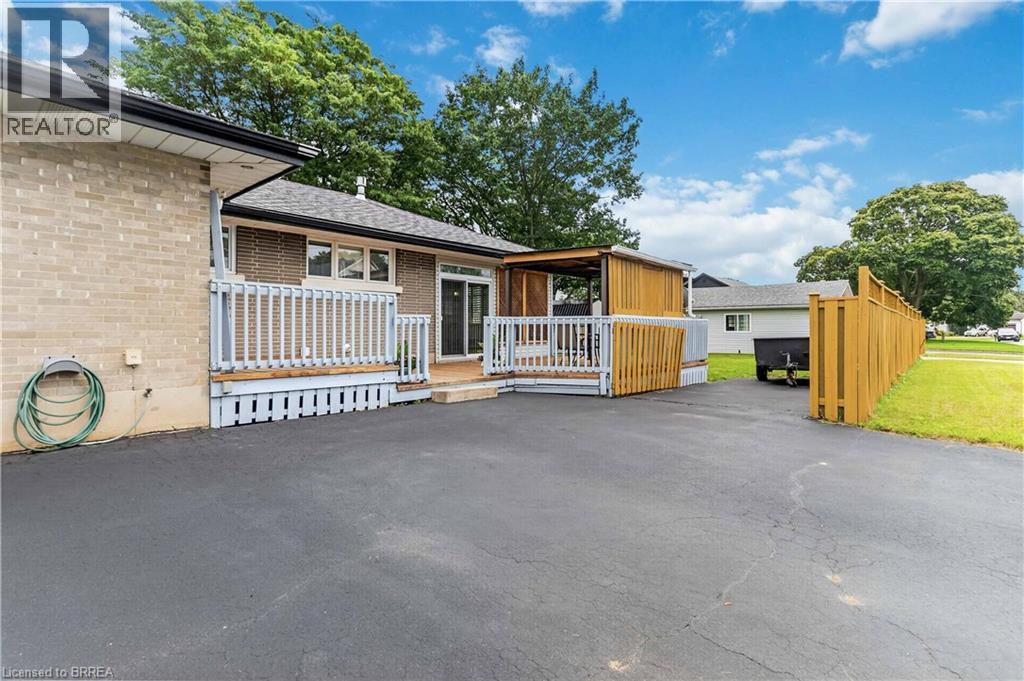 46 Fairview Drive, Brantford, Ontario  N3R 2W7 - Photo 36 - 40852871