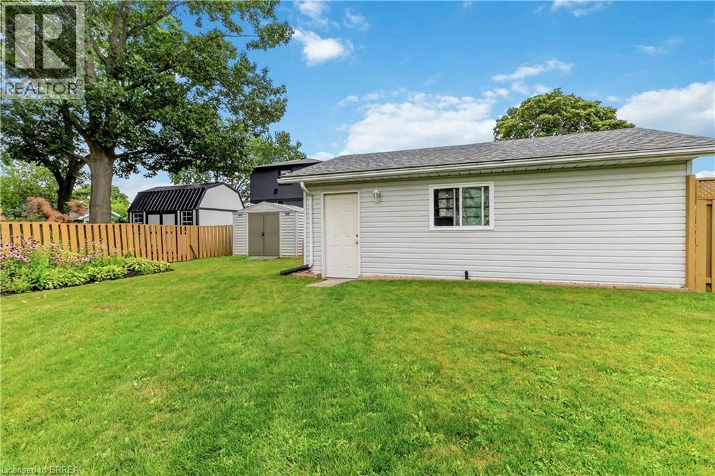 46 Fairview Drive, Brantford, Ontario  N3R 2W7 - Photo 41 - 40852871