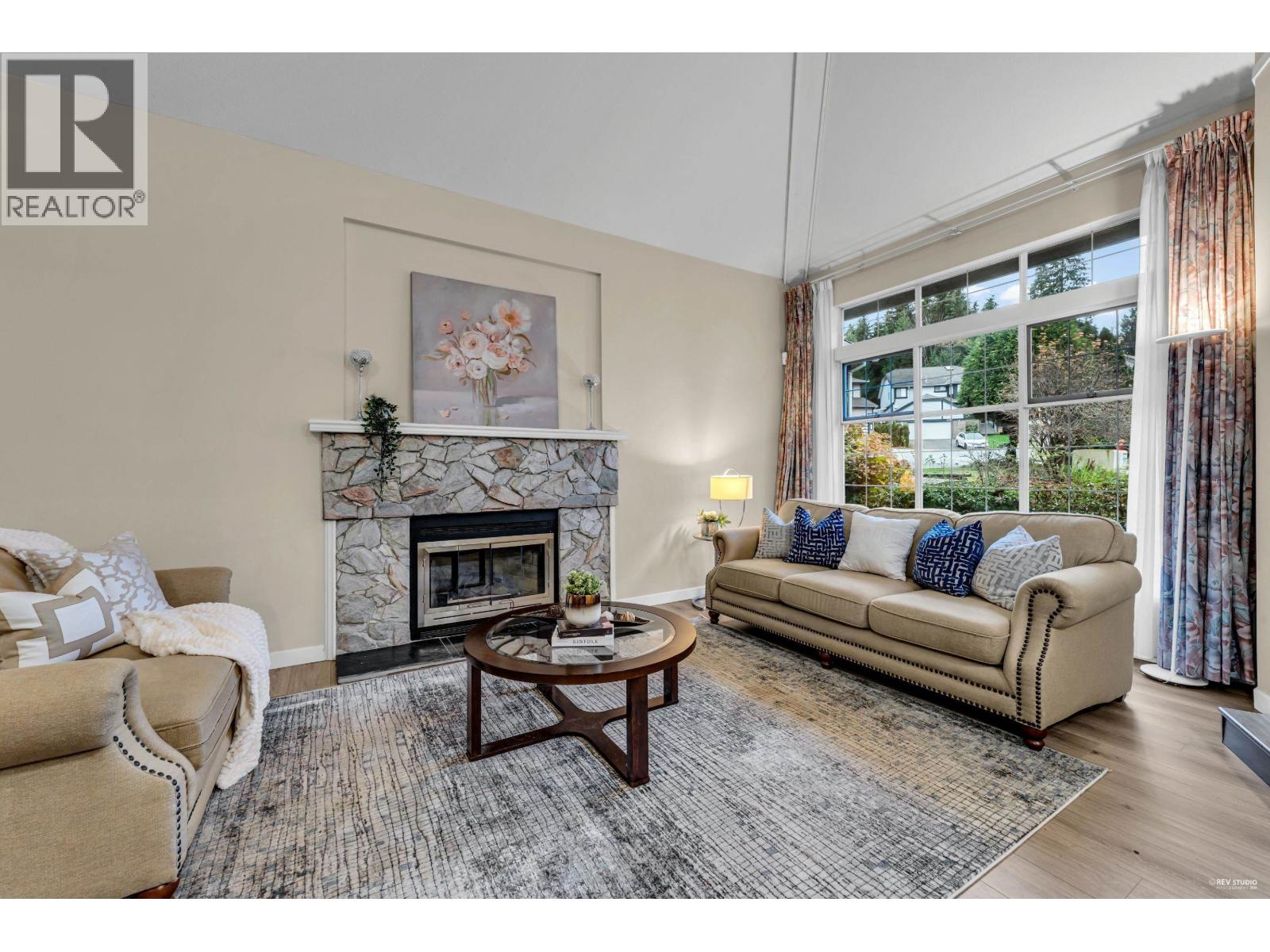 2986 Delahaye Drive, Coquitlam, British Columbia  V3B 6V8 - Photo 3 - R3154947