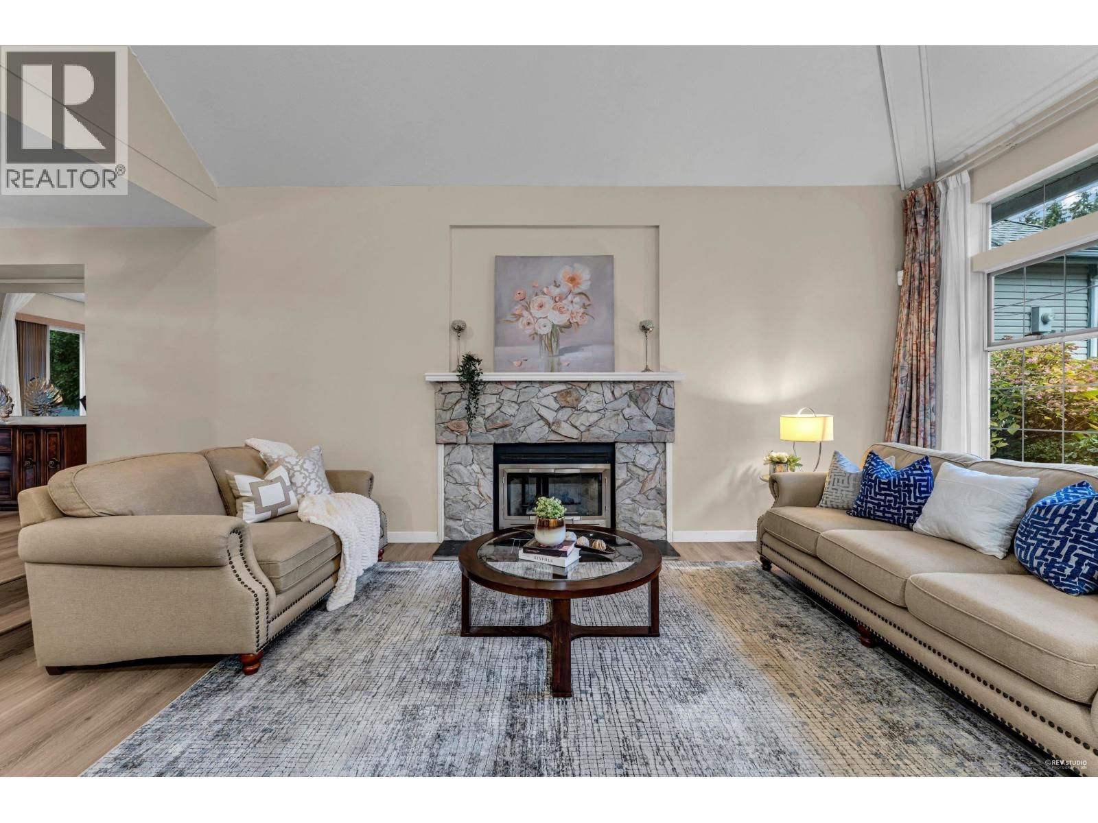 2986 Delahaye Drive, Coquitlam, British Columbia  V3B 6V8 - Photo 4 - R3154947
