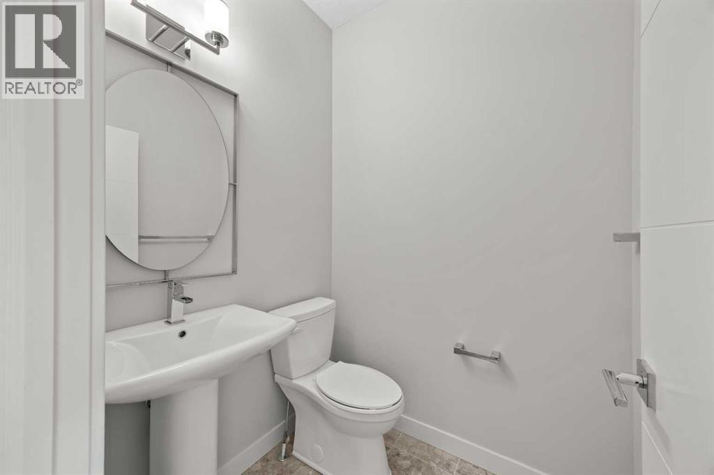 338 Shawnee Boulevard SW, Calgary, Alberta  T2Y 0P4 - Photo 12 - A2319279