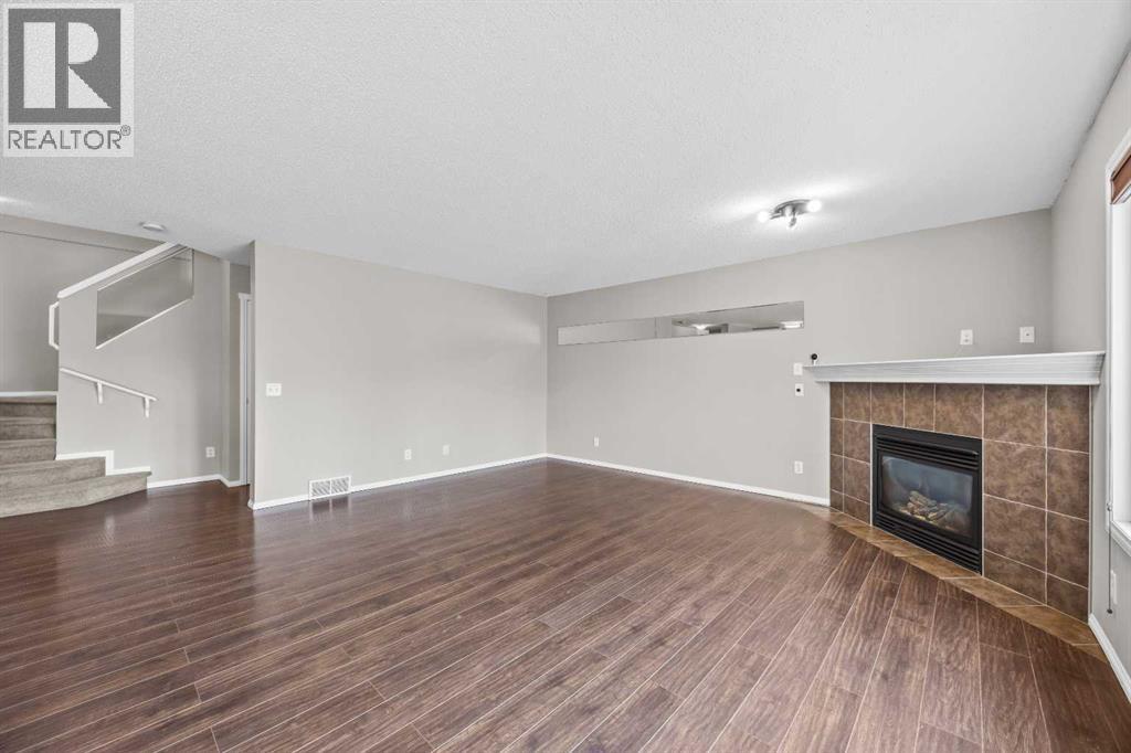 140 West Creek Circle, Chestermere, Alberta  T1X 1R5 - Photo 6 - A2327426