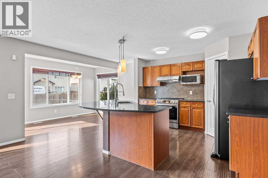 140 West Creek Circle, Chestermere, Alberta  T1X 1R5 - Photo 7 - A2327426