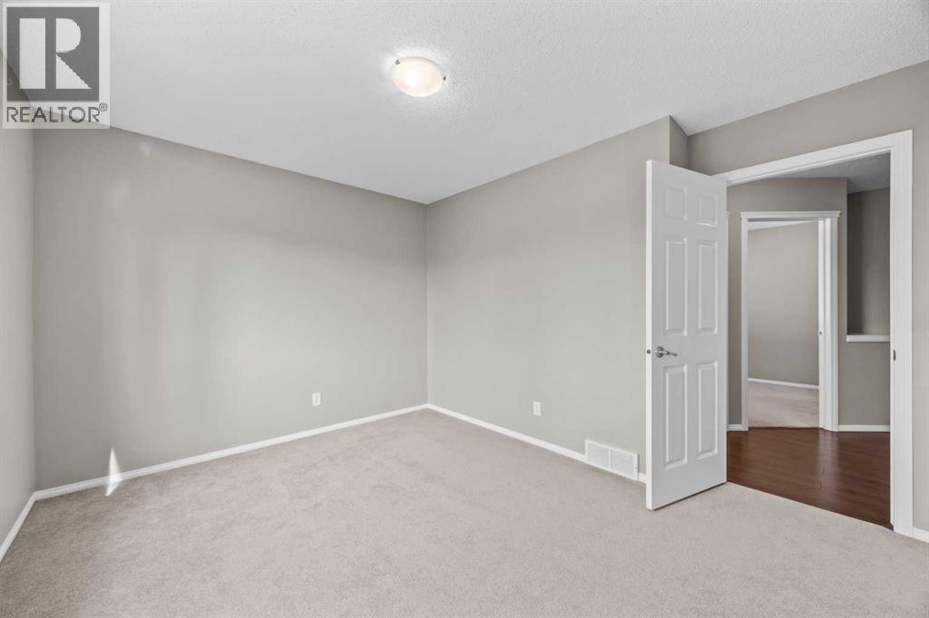 140 West Creek Circle, Chestermere, Alberta  T1X 1R5 - Photo 37 - A2327426