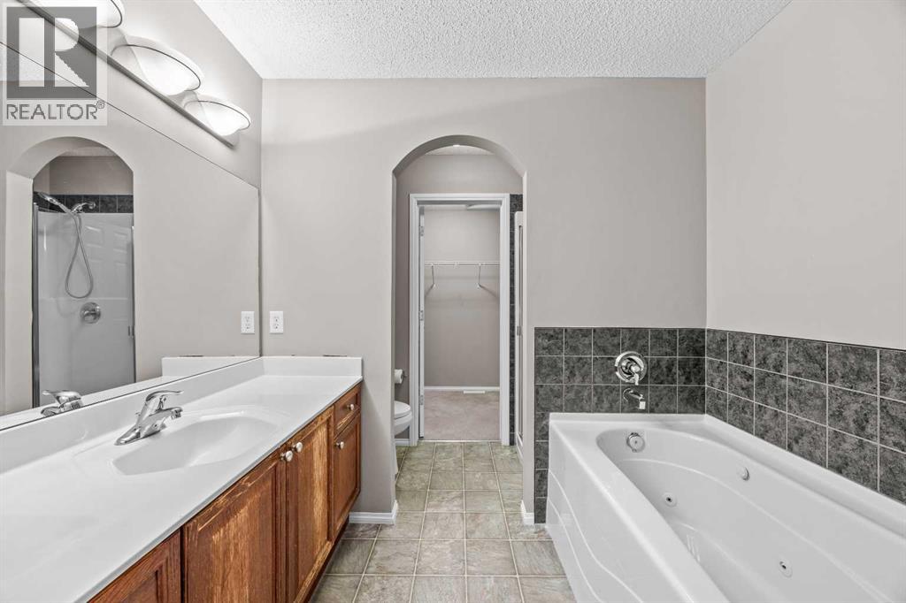 140 West Creek Circle, Chestermere, Alberta  T1X 1R5 - Photo 29 - A2327426