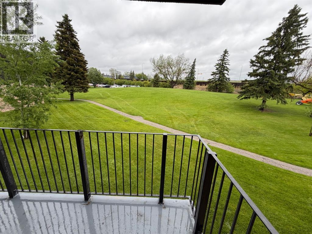 14d, 80 Galbraith Drive SW, Calgary, Alberta T3E 4Z6 - Photo 7 - A2334452