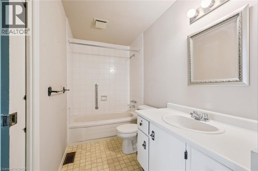 477 Beechwood Drive Unit# 4, Waterloo, Ontario  N2T 1H8 - Photo 23 - 40852314