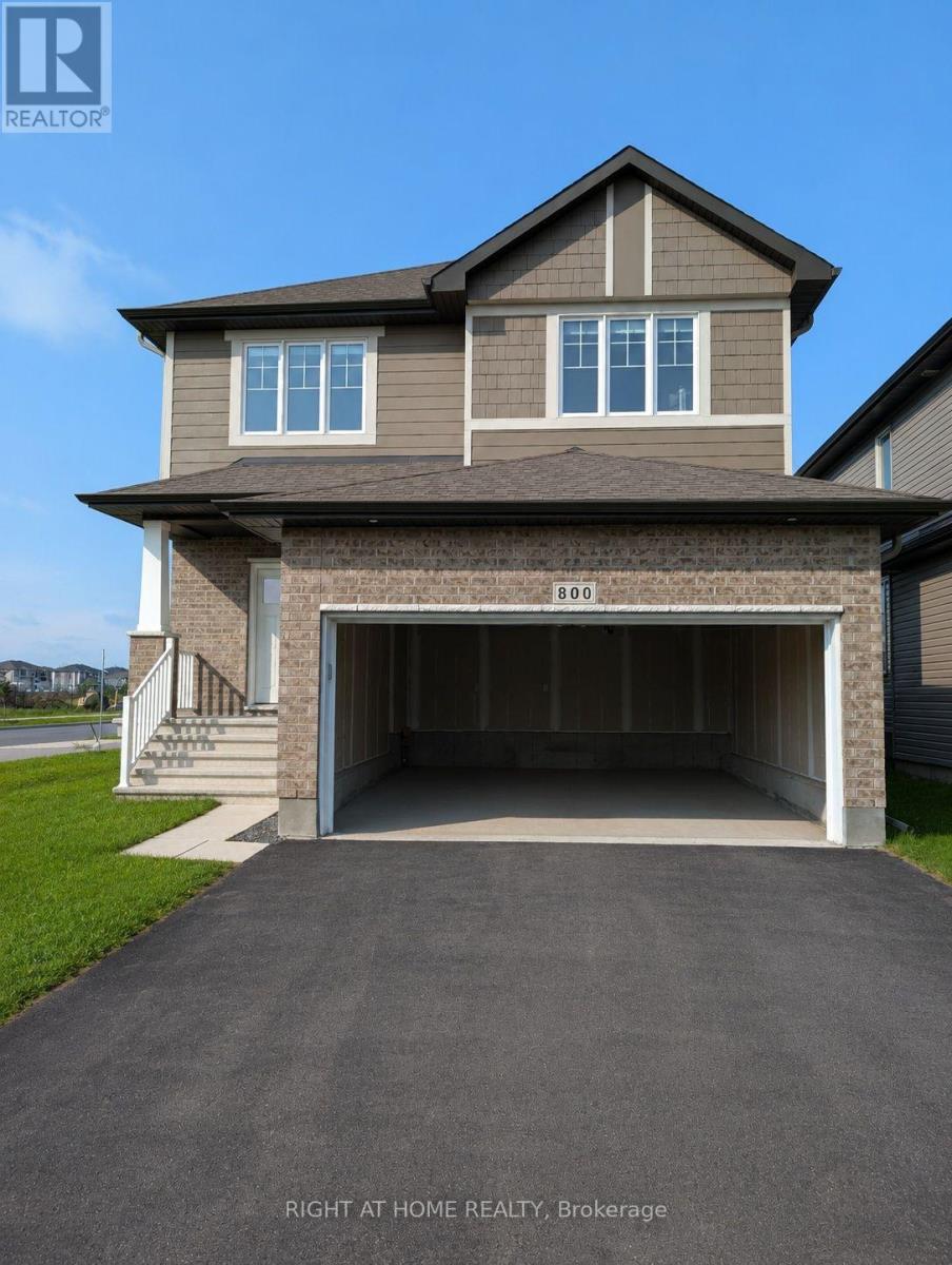 800 Paseana Place, Ottawa, Ontario  K2V 0P7 - Photo 2 - X13665024