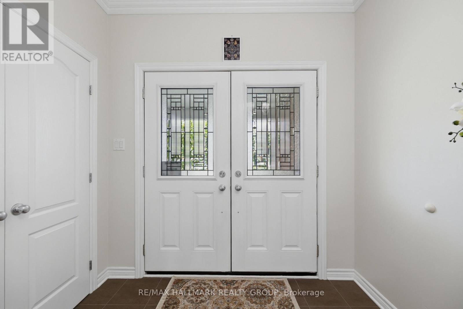 273 Gracewood Crescent, Ottawa, Ontario  K1T 0J1 - Photo 2 - X13665054