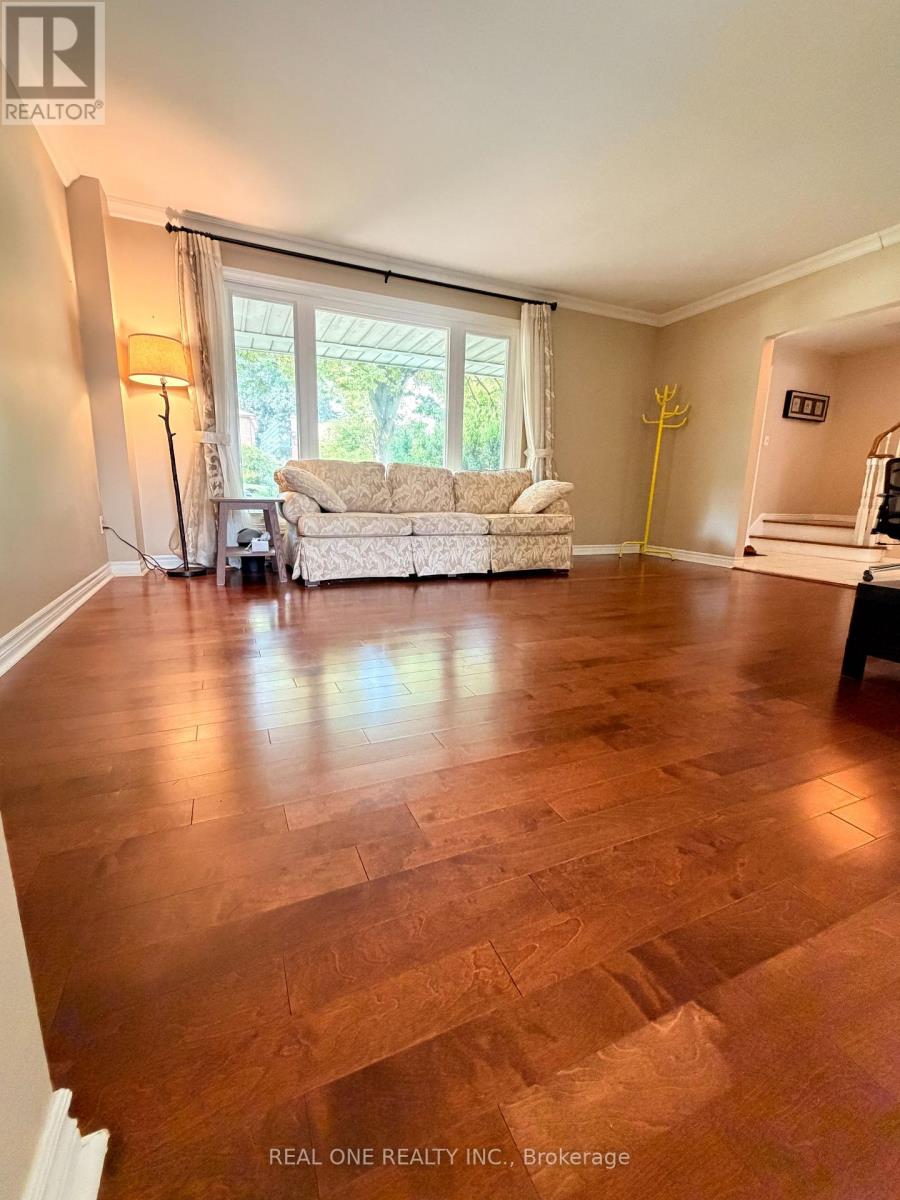 2150 Herridge Drive, Mississauga, Ontario  L5K 1N6 - Photo 12 - W13665044