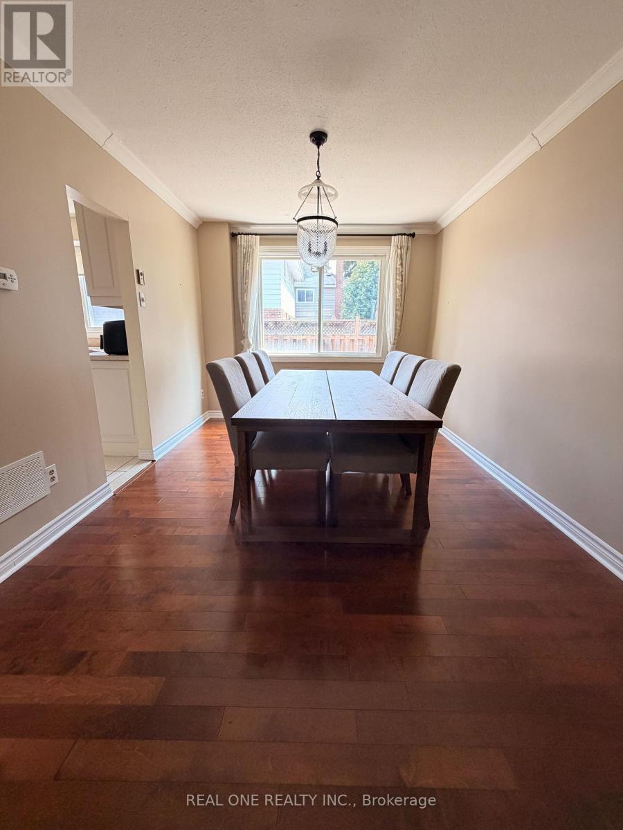 2150 Herridge Drive, Mississauga, Ontario  L5K 1N6 - Photo 7 - W13665044