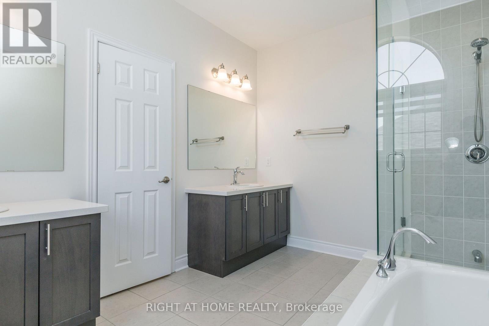 8 Monarch Drive, Halton Hills, Ontario  L7G 0H9 - Photo 40 - W13655948
